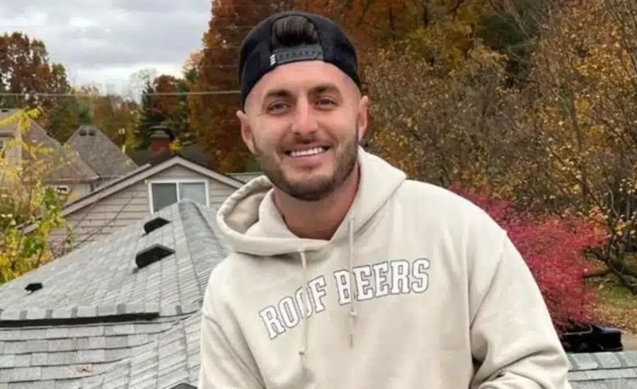 Derek Lipp Net Worth