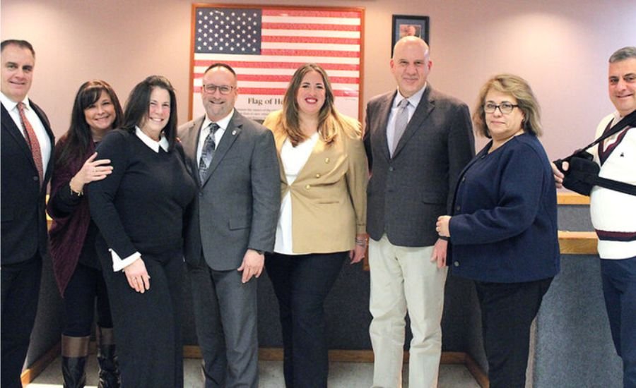 What Changes Can a Town Supervisor's Political Party Bring?